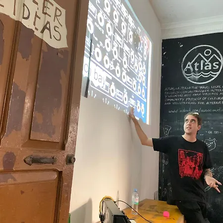 Atlas ホステル *