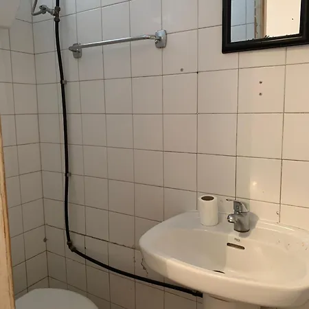 Atlas Hostal *