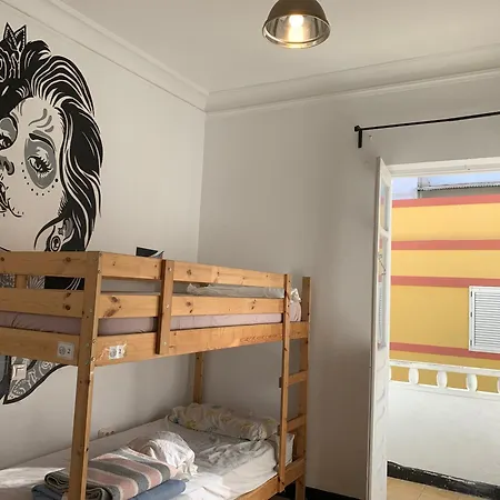 Hostal Atlas