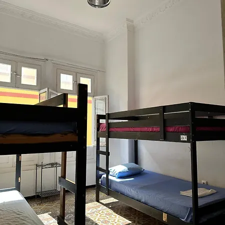 Atlas Hostal *
