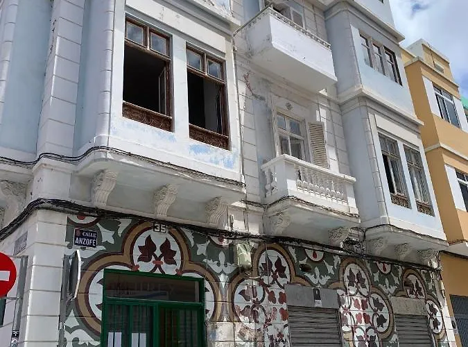 אכסניה Atlas *