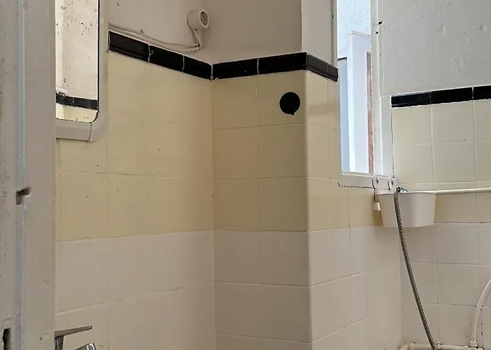 Atlas אכסניה *